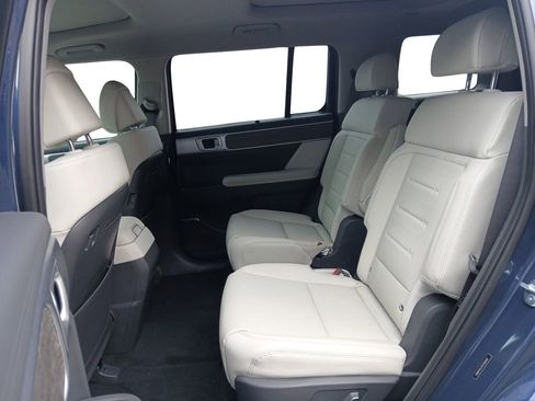 New 2026 Hyundai Santa Fe Limited FWD image 13