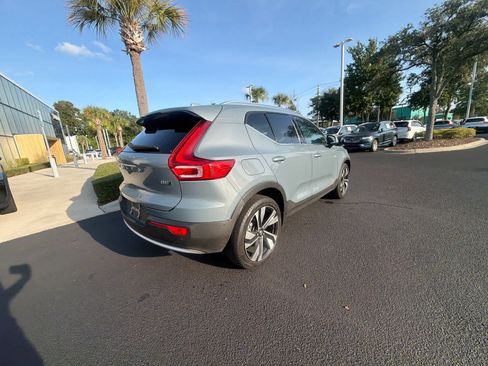 Used 2023 Volvo XC40 B5 Plus w/ Protection Package Premier AWD/4WD image 16