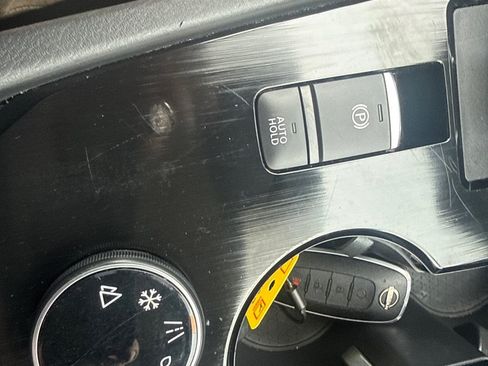 Used 2023 Nissan Rogue SV AWD/4WD image 26
