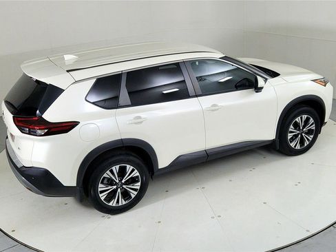 Certified 2023 Nissan Rogue SV image 42