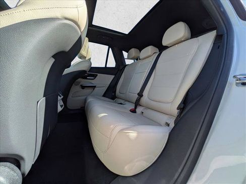 Certified 2026 Mercedes-Benz GLC 300 4MATIC image 17