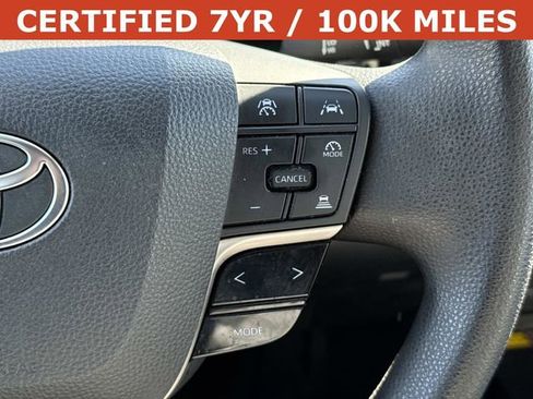 Used 2025 Toyota Camry LE FWD image 23