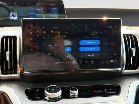 Used 2025 Ford Expedition Max Platinum image 34