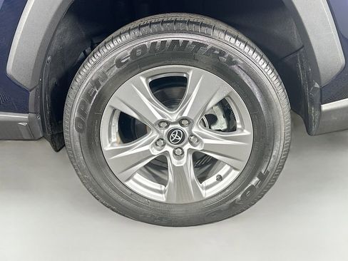 Used 2022 Toyota RAV4 XLE w/ Convenience Package image 34
