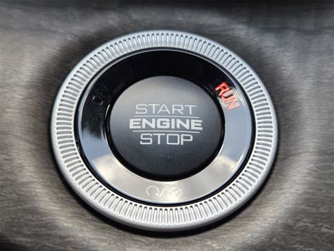 New 2025 Jeep Grand Cherokee L Limited image 22