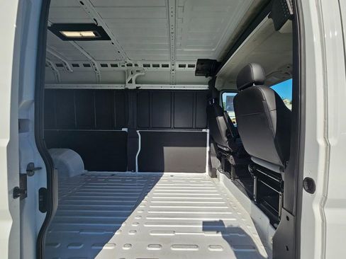 Used 2026 RAM ProMaster 2500 w/ Convenience Group FWD image 12