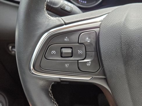 Used 2023 Buick Encore GX Essence w/ Advanced Technology Package FWD image 28