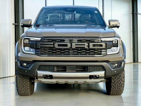 Used 2025 Ford Ranger Raptor image 4