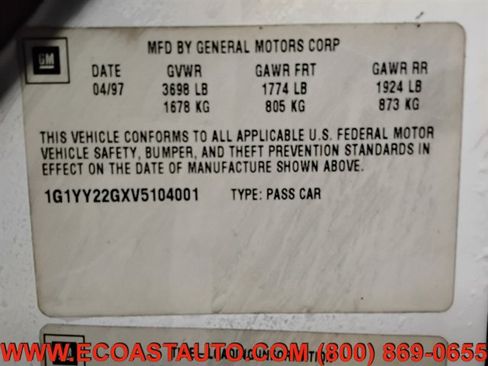 Used 1997 Chevrolet Corvette Coupe w/ Memory Pkg image 16