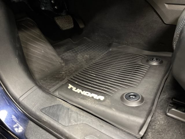 Used 2023 Toyota Tundra Platinum AWD/4WD image 33