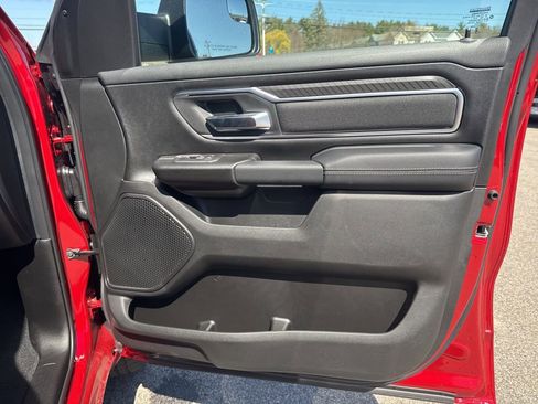New 2026 RAM 1500 4x4 Crew Cab image 30