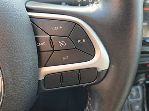 Certified 2020 Jeep Compass Limited image 10