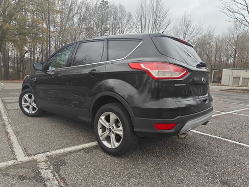 Used 2014 Ford Escape SE FWD image 3