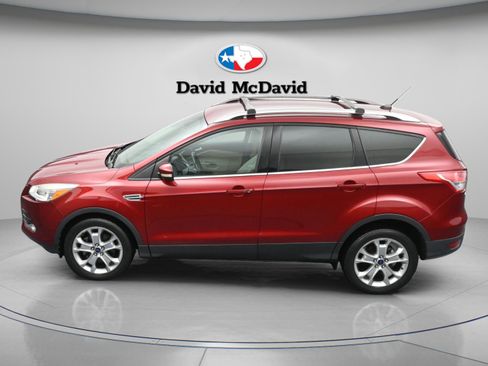 Used 2015 Ford Escape Titanium FWD image 38