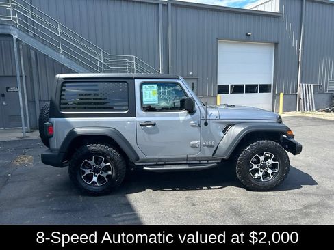 Used 2018 Jeep Wrangler Sport AWD/4WD image 2