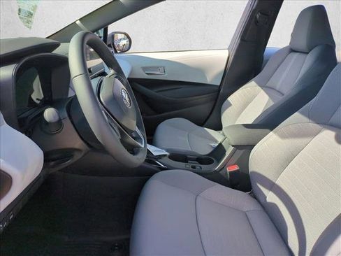 New 2026 Toyota Corolla SE image 4