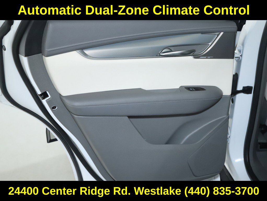 Used 2022 Cadillac XT5 Premium Luxury AWD/4WD image 13