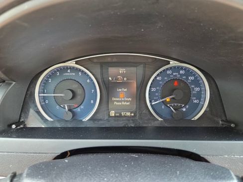 Used 2016 Toyota Camry LE FWD image 28