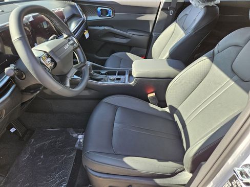 New 2026 Kia Sorento S image 7