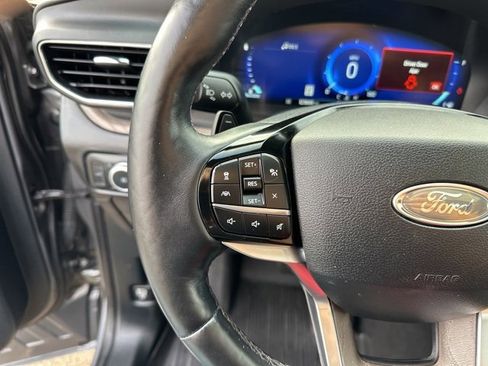 Used 2021 Ford Explorer Platinum w/ Equipment Group 601A image 28