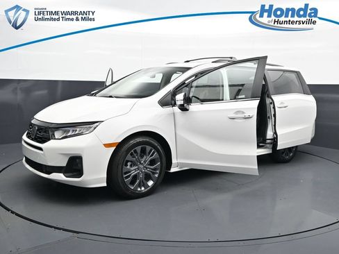 New 2026 Honda Odyssey Touring image 37