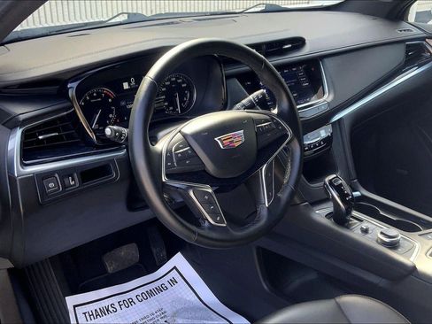 Certified 2025 Cadillac XT5 Premium Luxury image 14