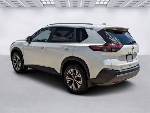Used 2023 Nissan Rogue SV w/ SV Premium B Package FWD image 7