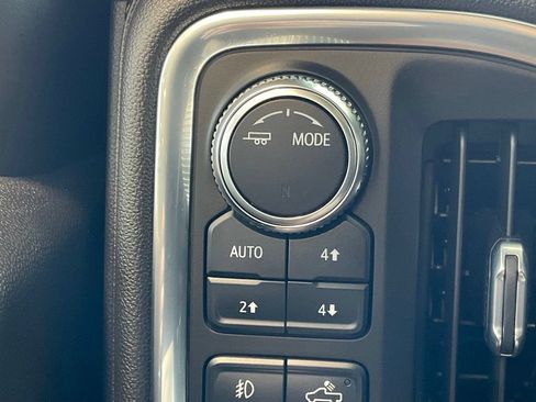Used 2021 GMC Sierra 1500 AT4 w/ AT4 Preferred Package AWD/4WD image 16