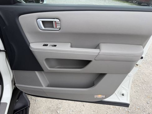 Used 2015 Honda Pilot Touring image 21