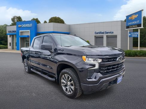 Used 2024 Chevrolet Silverado 1500 RST w/ Convenience Package II AWD/4WD image 2