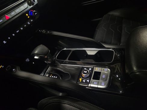 Used 2020 Kia Telluride SX w/ SX Prestige Package image 26