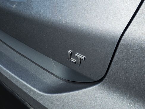 Used 2024 Chevrolet Equinox LT image 6