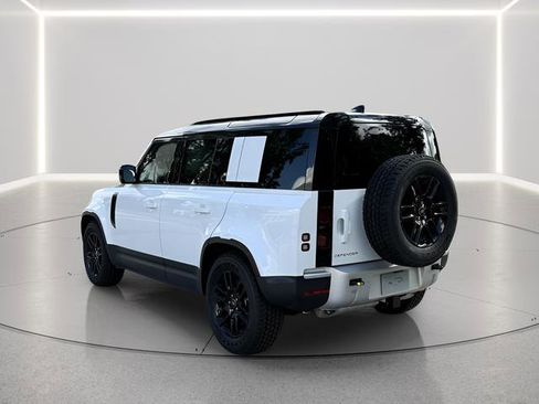 Certified 2025 Land Rover Defender 110 S image 3