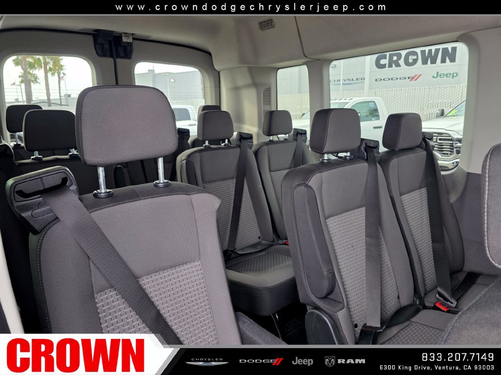 Used 2025 Ford Transit 350 XLT RWD image 14