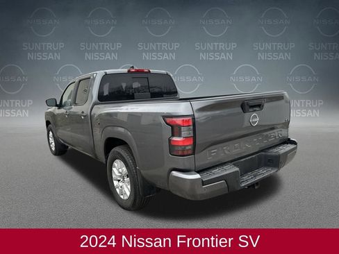 Used 2024 Nissan Frontier SV w/ Technology Package image 3