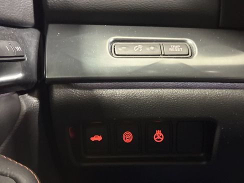 Used 2019 Nissan Maxima SR w/ Premium Package FWD image 19