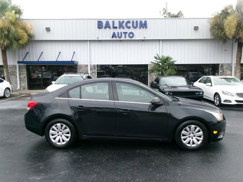 Used 2011 Chevrolet Cruze LS w/ Connectivity Package image 1