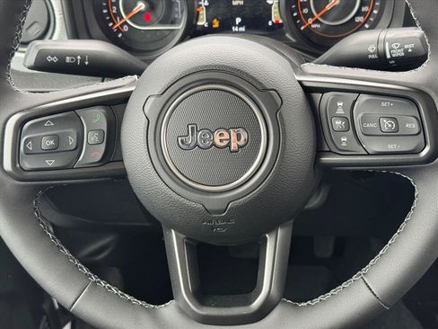 New 2026 Jeep Gladiator Sport AWD/4WD image 13
