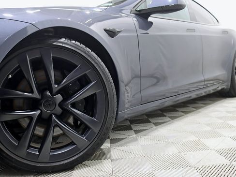 Used 2023 Tesla Model S Standard Range image 4