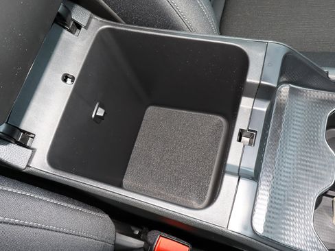 New 2025 Jeep Grand Cherokee Laredo w/ Luxury Tech Group I image 26