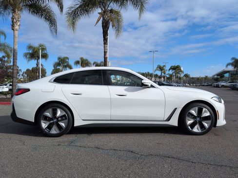 Certified 2023 BMW i4 eDrive35 image 11