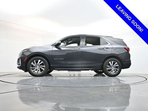 Used 2022 Chevrolet Equinox Premier FWD image 42