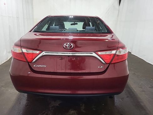Used 2016 Toyota Camry LE FWD image 3