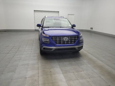 Used 2020 Hyundai Venue SEL w/ Convenience + Premium Package FWD image 14