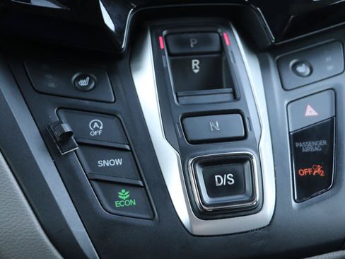 Used 2018 Honda Odyssey Touring image 24