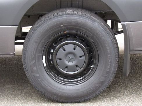 New 2026 Mercedes-Benz Sprinter 2500 image 38