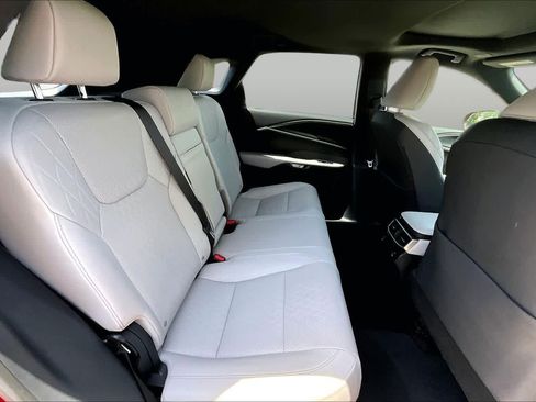 Used 2026 Lexus RX 350 Premium Plus w/ Accessory Package (Z1) FWD image 20