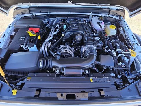 New 2025 Jeep Wrangler Unlimited Rubicon w/ Convenience Group image 21