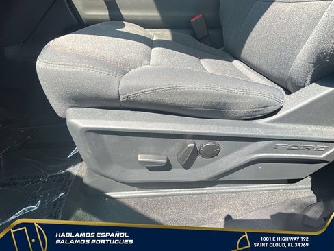 Used 2025 Ford Expedition Active AWD/4WD image 35