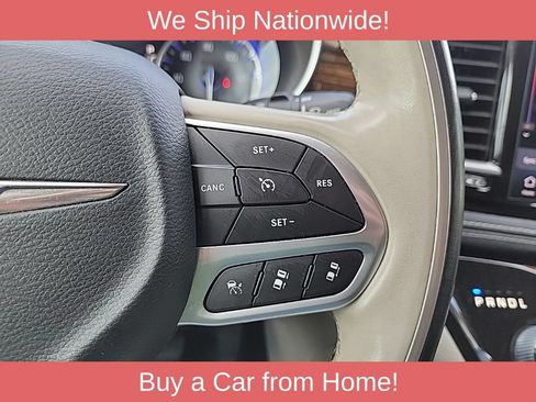 Used 2021 Chrysler Pacifica Limited AWD/4WD image 29